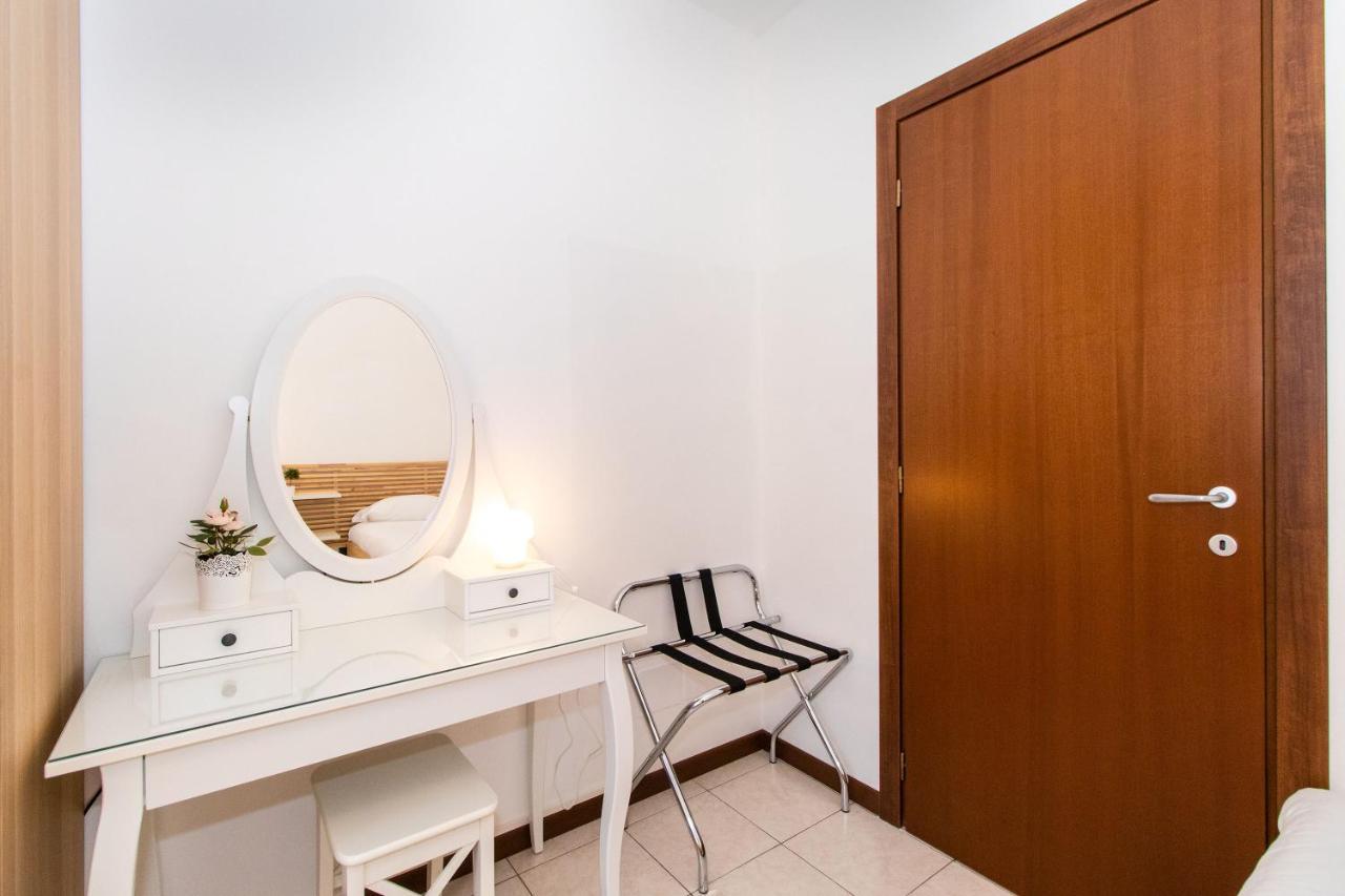 Come Casa Like Home Apartment With Parking Turim Exterior foto