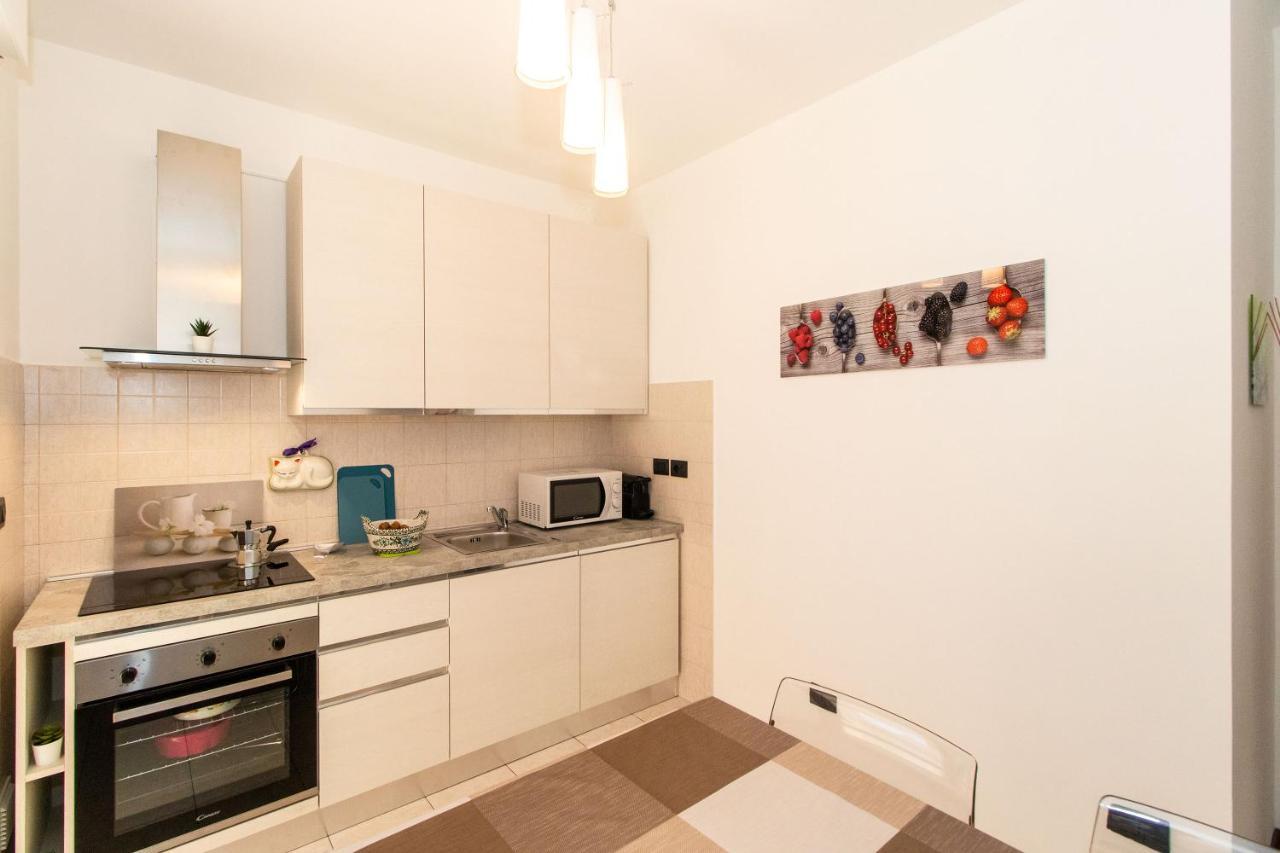 Come Casa Like Home Apartment With Parking Turim Exterior foto